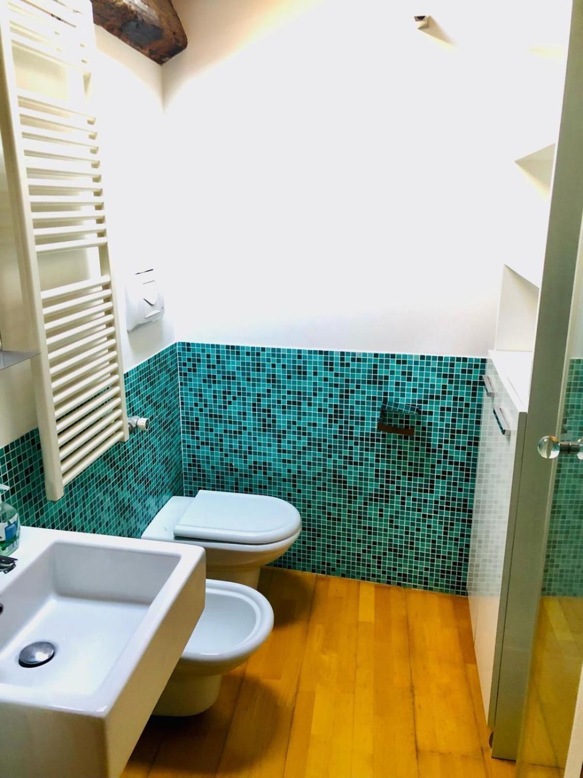 バッサーノ・デル・グラッパCindy House - Centro Storicoアパートメント エクステリア 写真